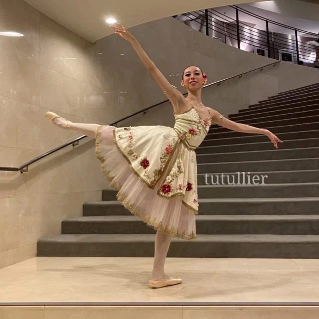 バレエ衣装　セミオーダー RO-01 - セミオーダー&レンタルバレエ衣裳専門店|チュチュ工房ペアテ